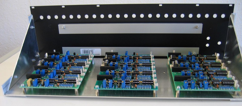 Vocoder: Synthesizer VCA PCB mounted