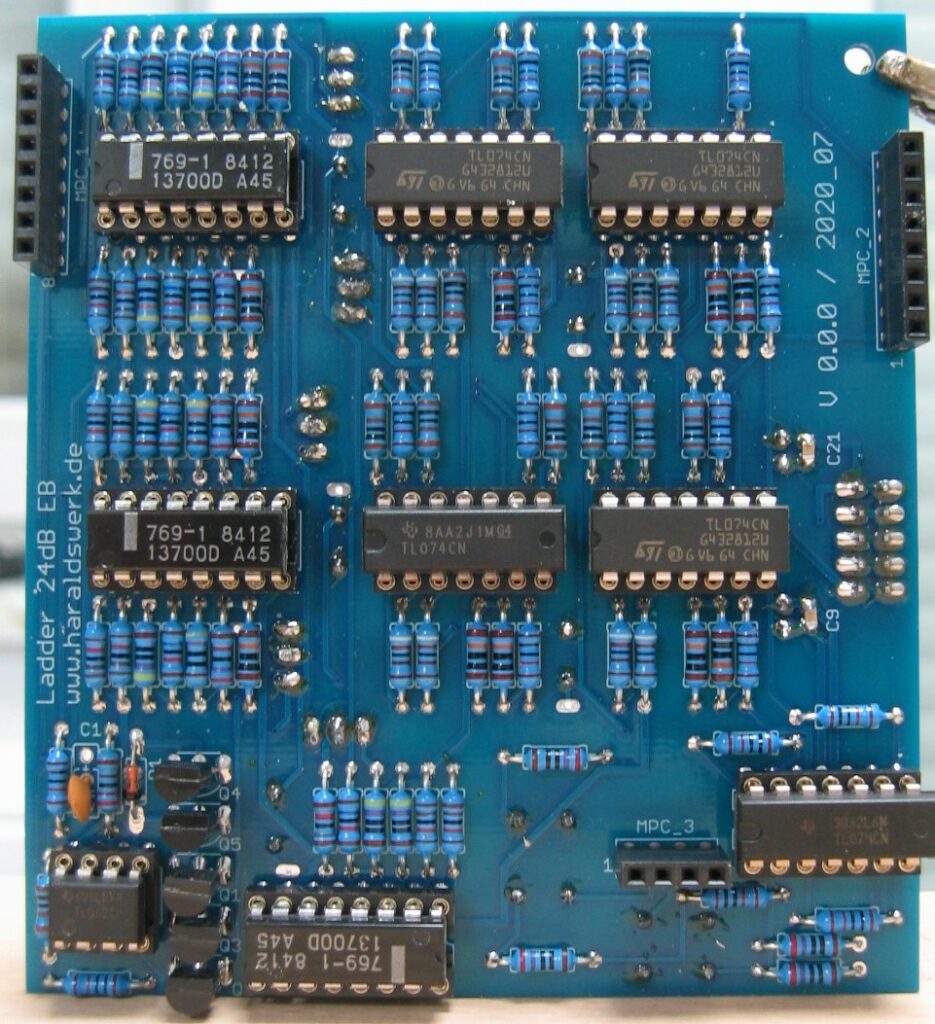 24dB Ladder filter: Populated main PCB front