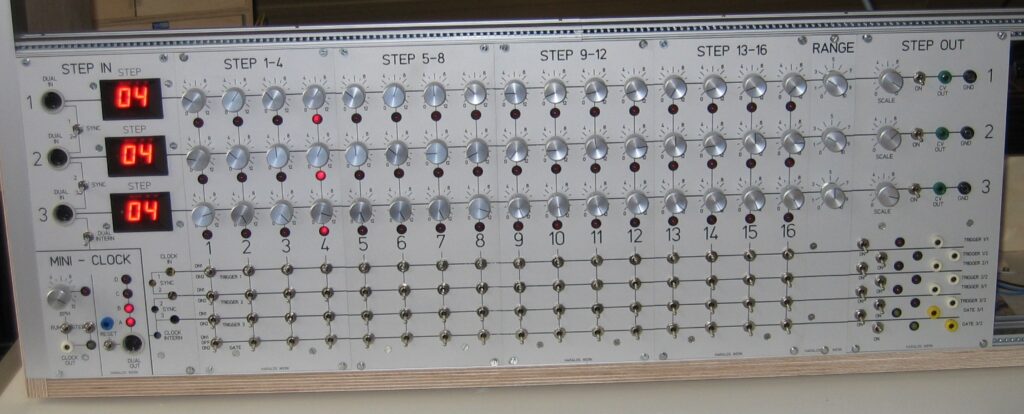 Sequencer three rows/16 steps: front
